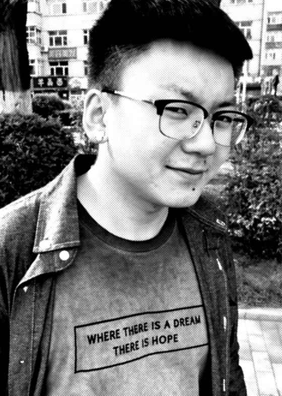 董健伟